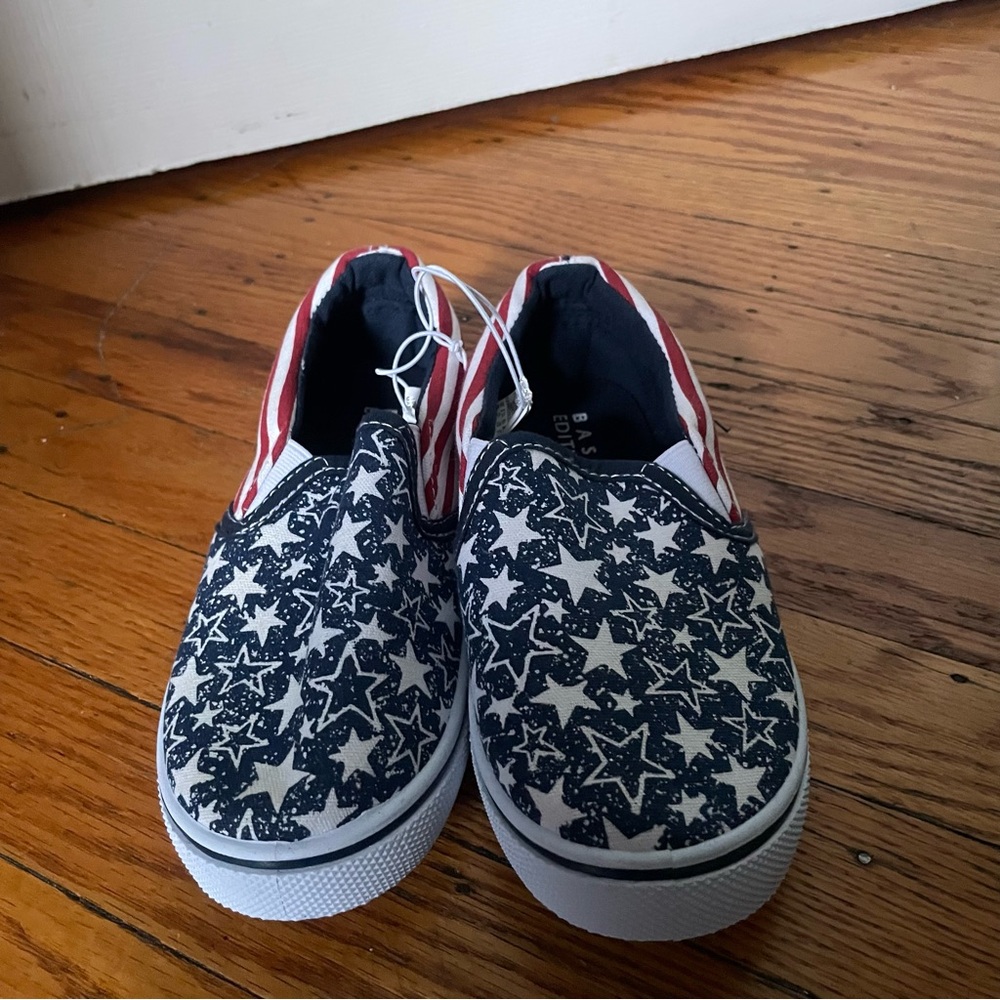 Kids Navy Star Slip-On Sneakers with Red Stripes